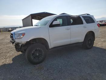  Salvage Toyota Sequoia