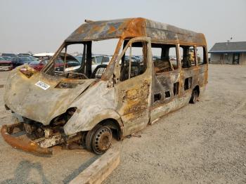  Salvage Mercedes-Benz Sprinter