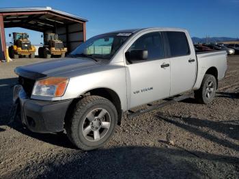  Salvage Nissan Titan