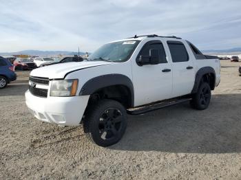  Salvage Chevrolet Avalanche