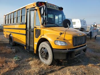  Salvage Freightliner Chassis B2