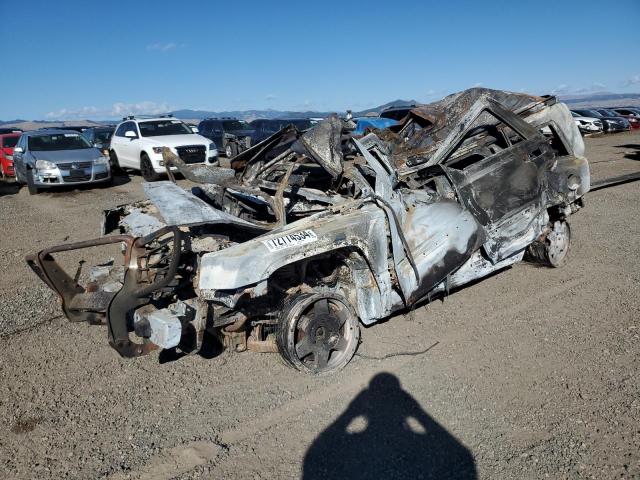  Salvage Jeep Commander