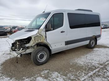  Salvage Mercedes-Benz Sprinter