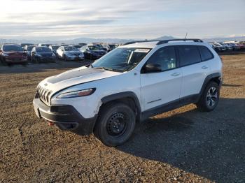  Salvage Jeep Cherokee