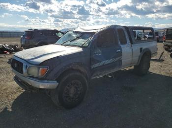  Salvage Toyota Tacoma