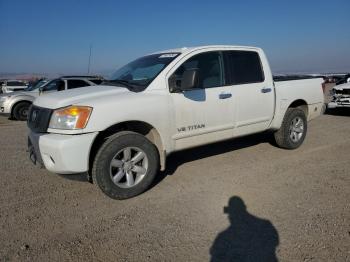  Salvage Nissan Titan