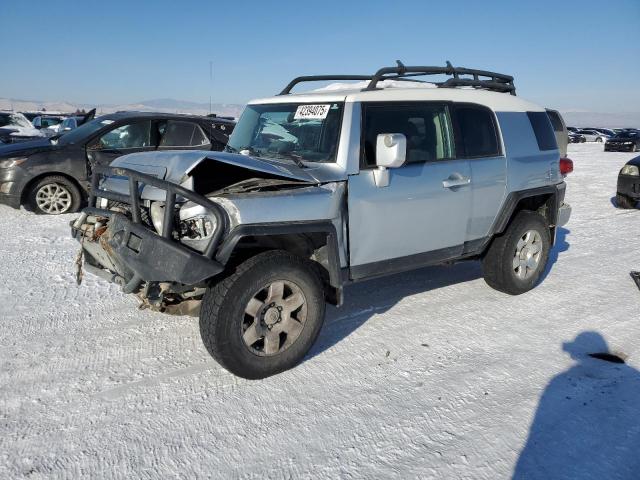  Salvage Toyota FJ Cruiser