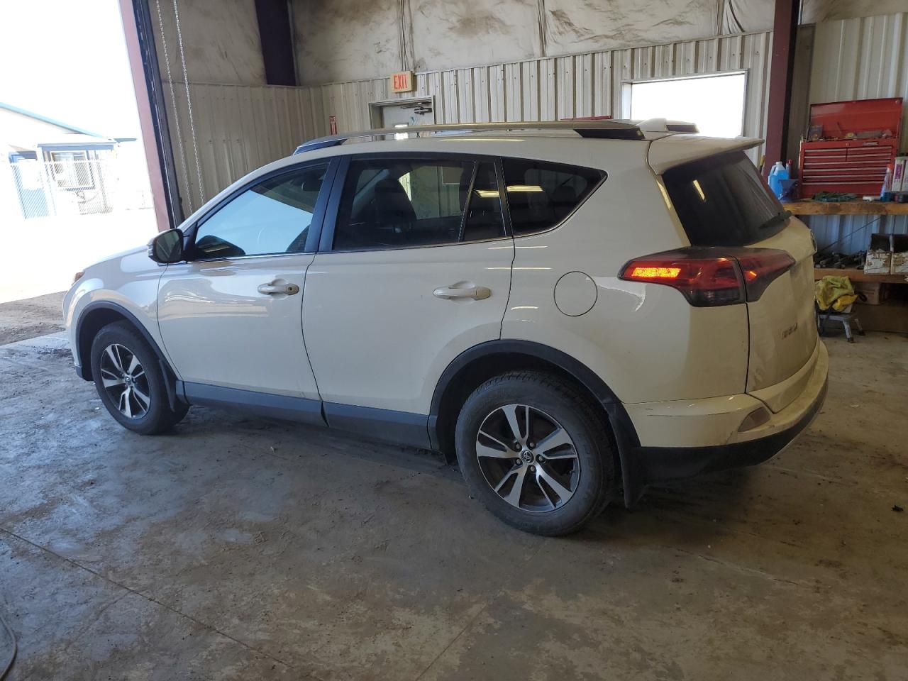 Toyota RAV4 Xle Image 7