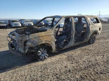  Salvage Chevrolet Suburban