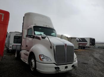  Salvage Kenworth T680