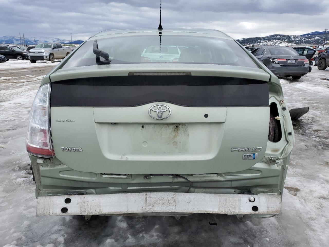 Toyota Prius Image 12