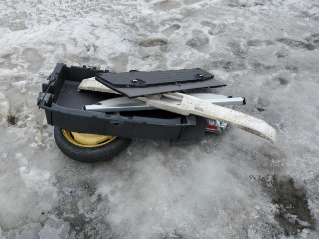 Toyota Prius Image 11