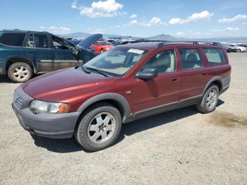  Salvage Volvo V70