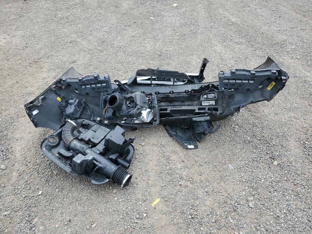 GMC Canyon Denali Image 10