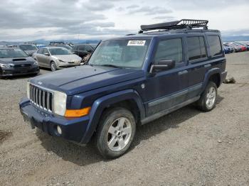  Salvage Jeep Commander