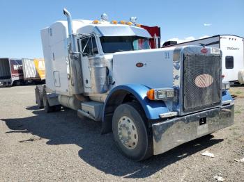  Salvage Peterbilt 379