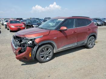  Salvage Kia Seltos