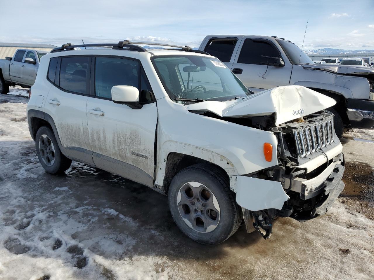 Jeep Renegade Latitude Image 2