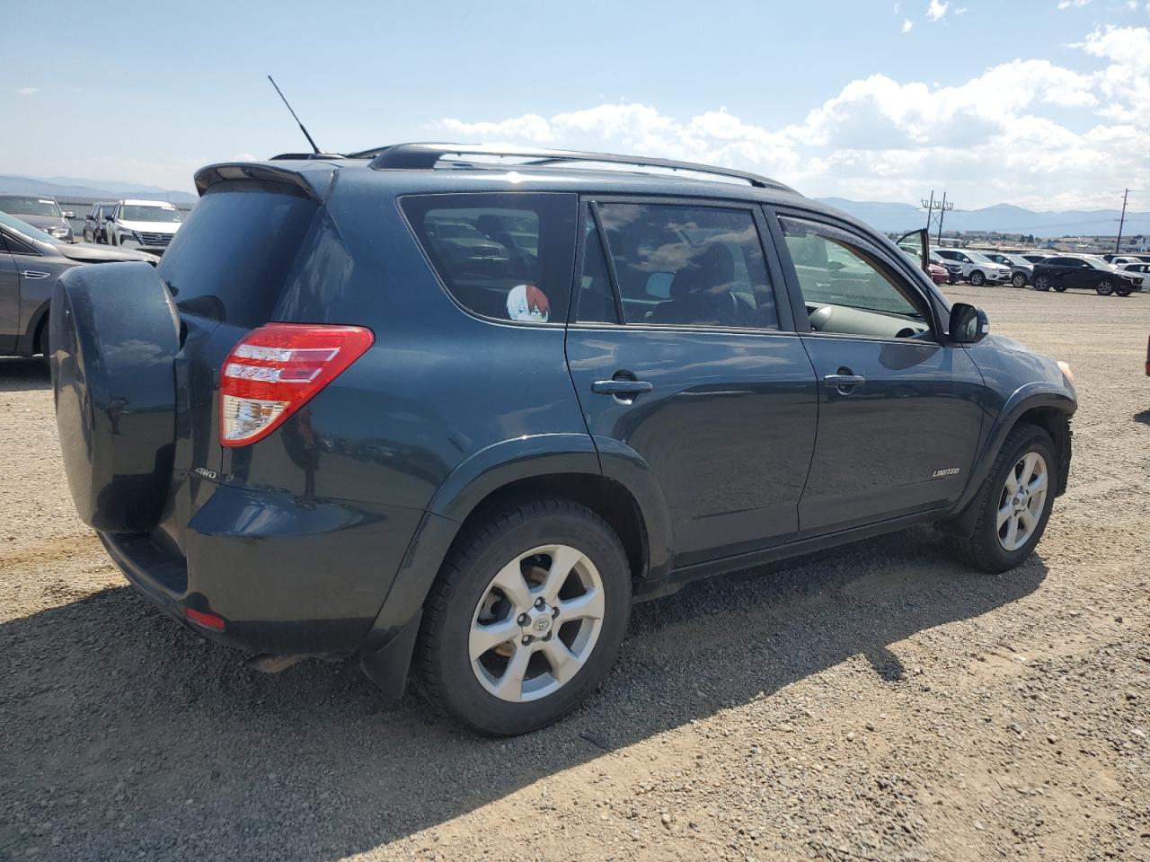 Toyota RAV4 Limited Image 6