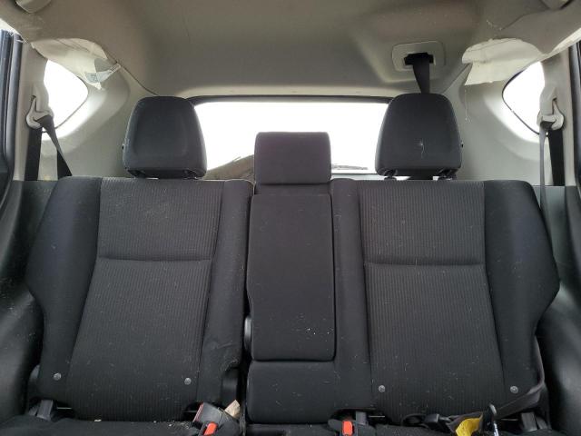 Toyota RAV4 Le Image 8