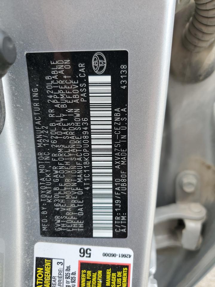 Toyota Camry Le Image 7