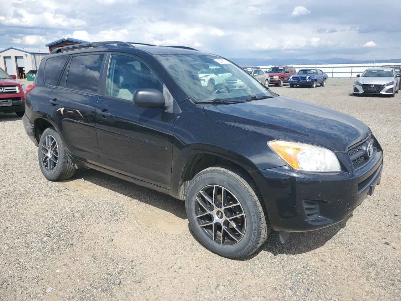 Toyota RAV4 Image 8