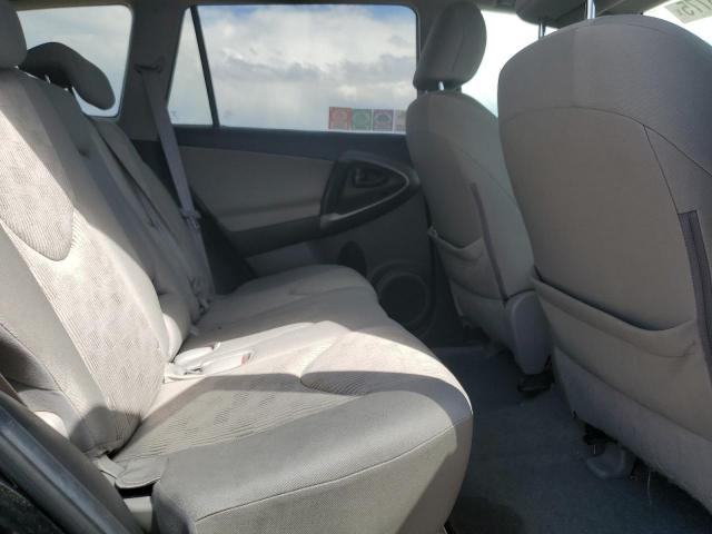 Toyota RAV4 Image 12