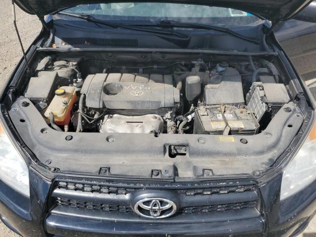 Toyota RAV4 Image 11