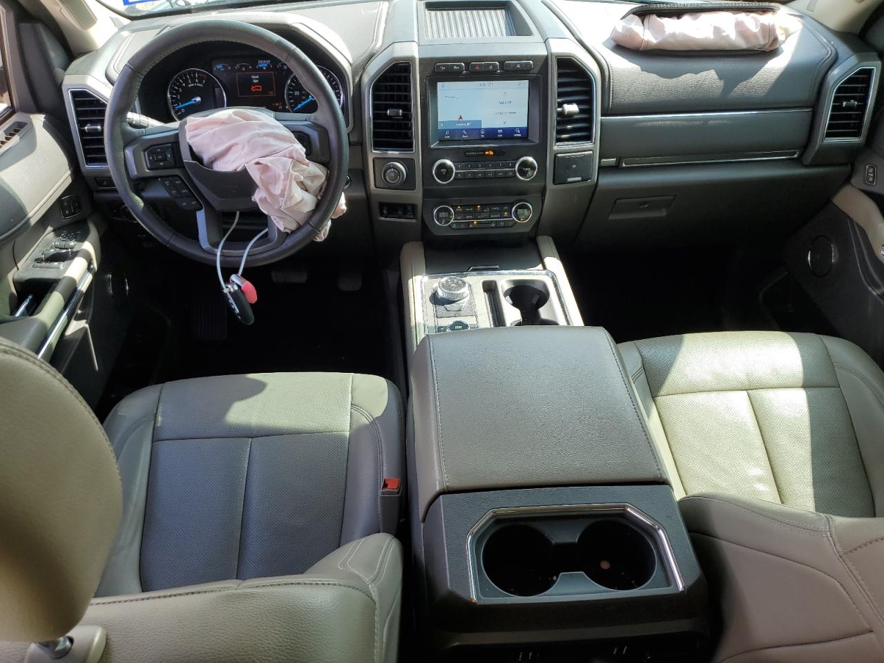 Ford Expedition Max Xlt Image 8