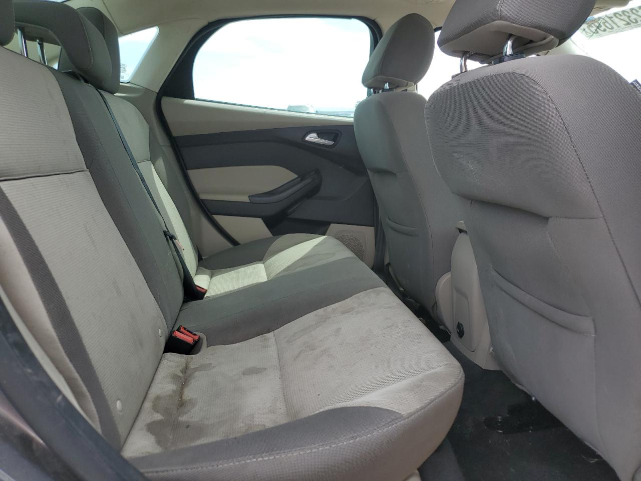 Ford Focus Se Image 12