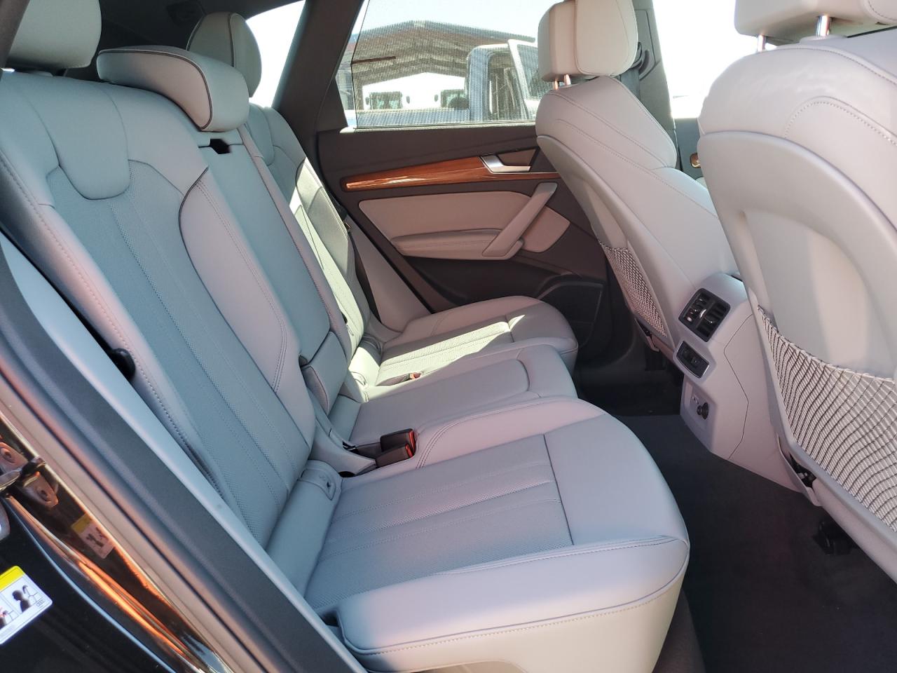 Audi Q5 Premium Plus 55 Image 10