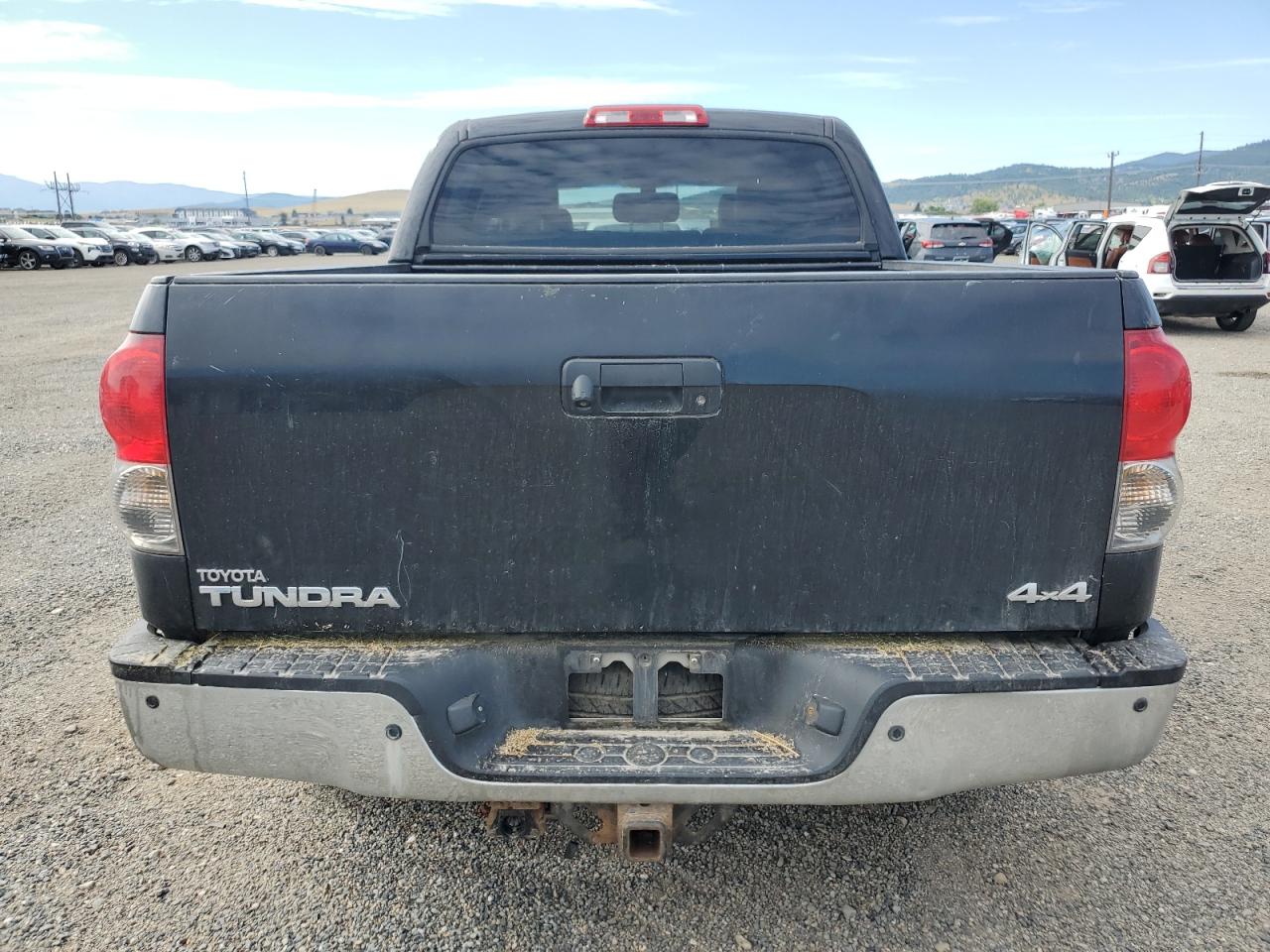 Toyota Tundra Crewmax Limited Image 4