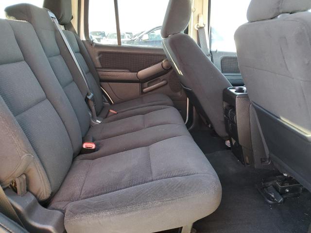 Ford Explorer Xlt Image 11