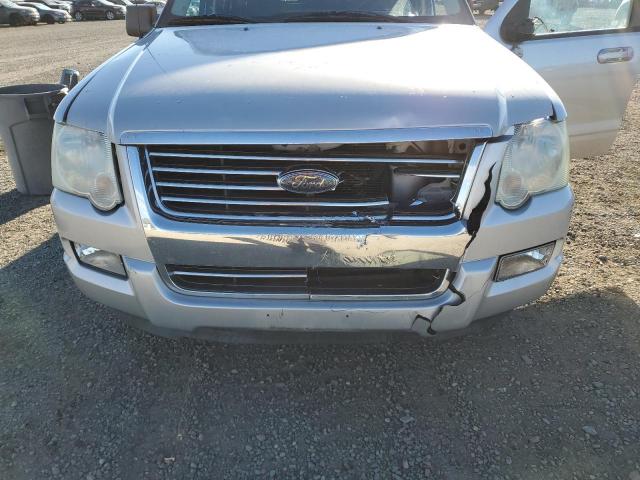 Ford Explorer Xlt Image 12