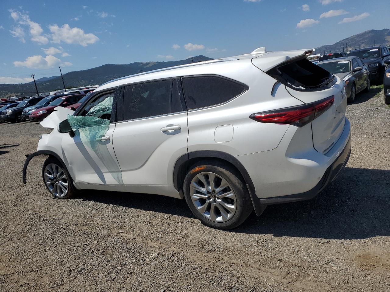 Toyota Highlander Limited Image 2