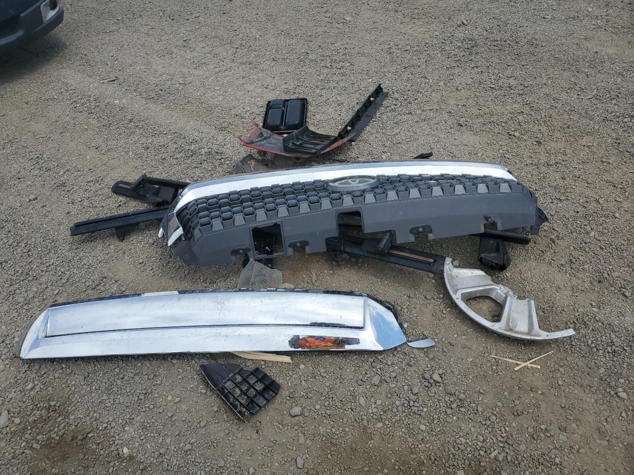 Toyota Tundra Crewmax Sr5 Image 11