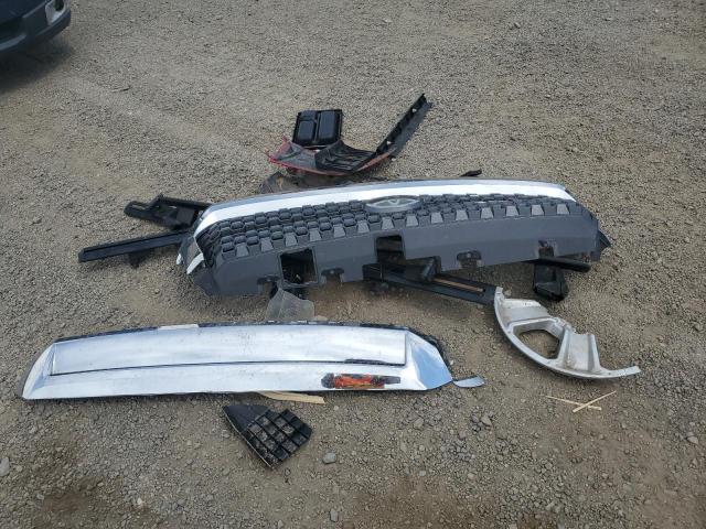 Toyota Tundra Crewmax Sr5 Image 11