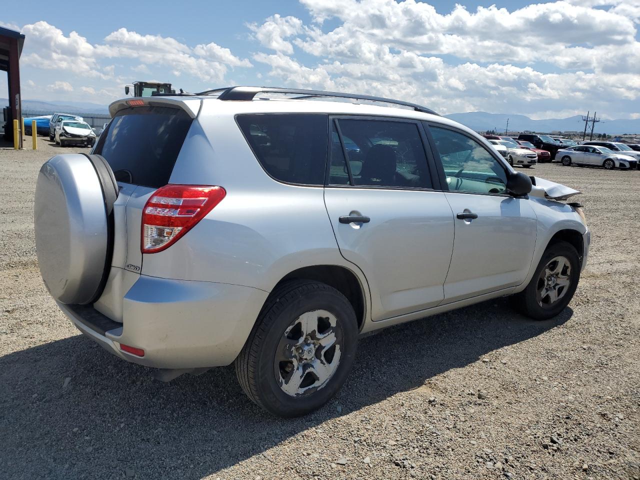Toyota RAV4 Image 3