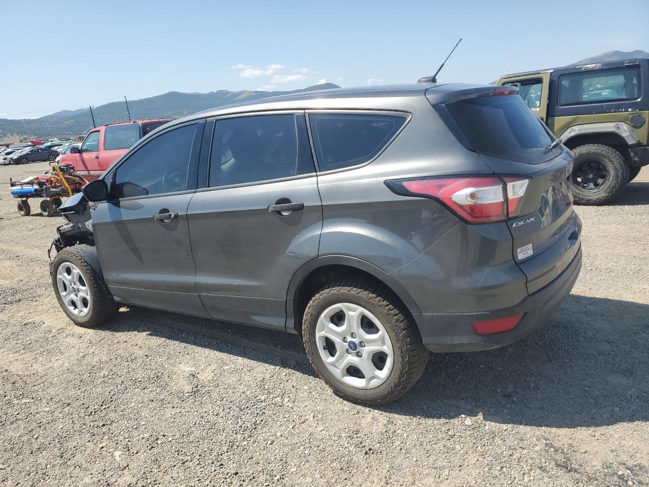 Ford Escape S Image 2