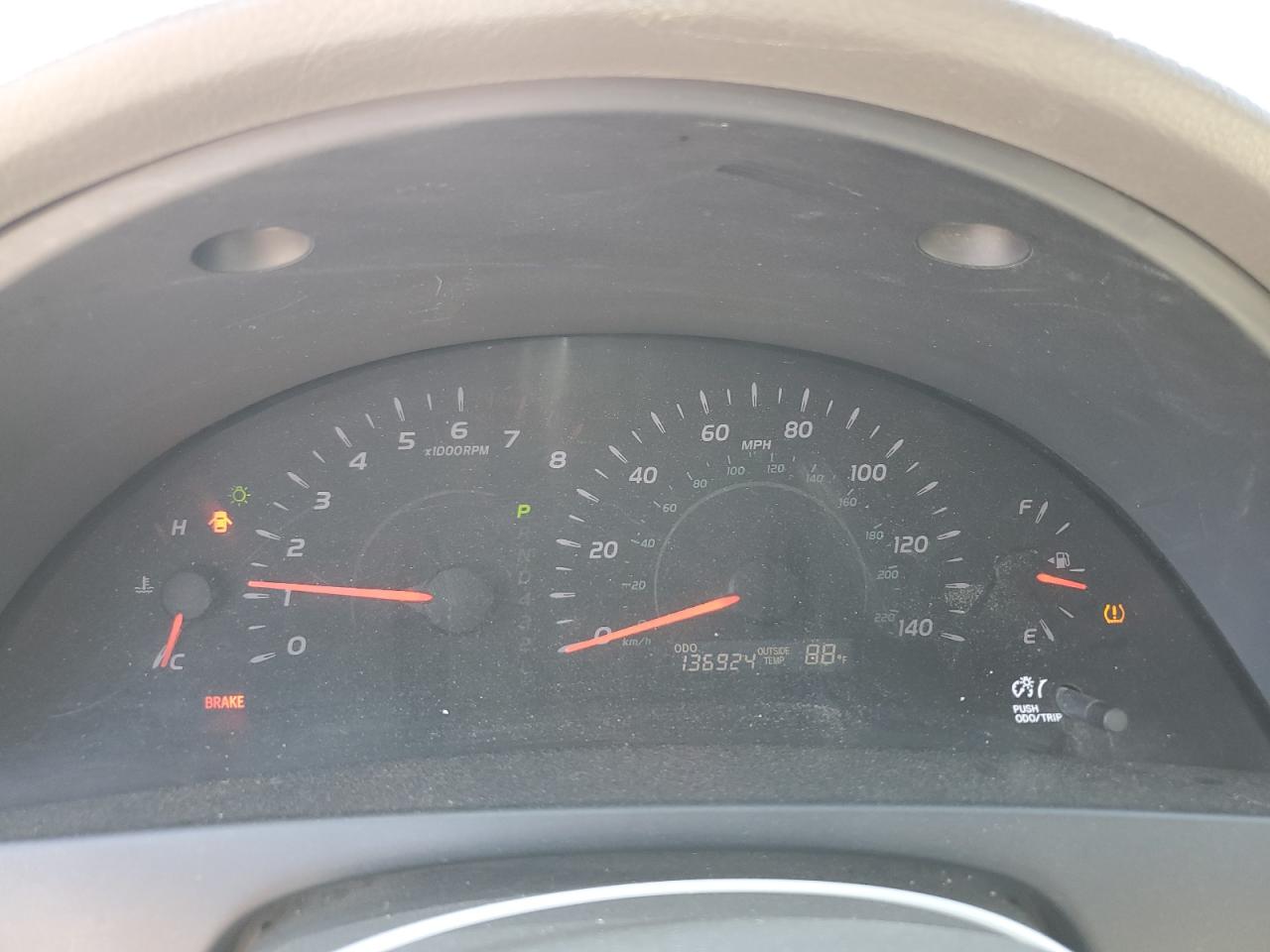 Toyota Camry Ce Image 10