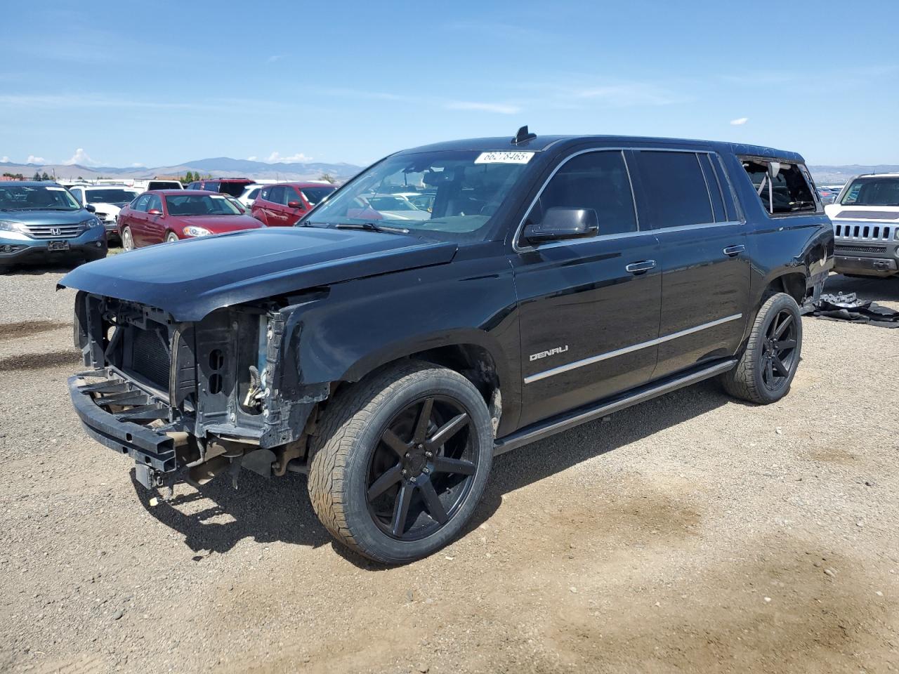 GMC Yukon Denali Image 1