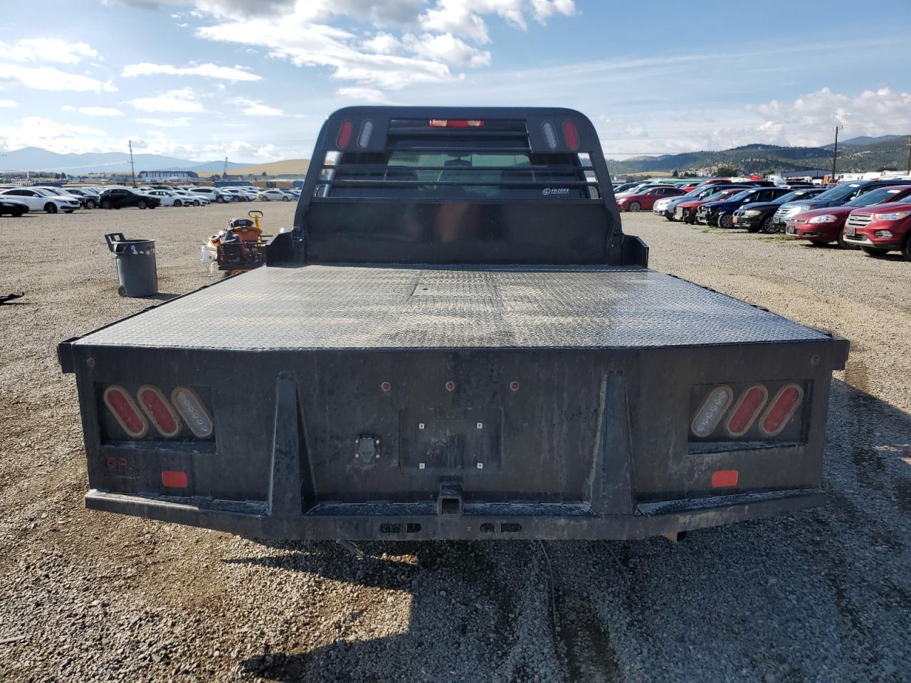 GMC Sierra K3500 Image 11