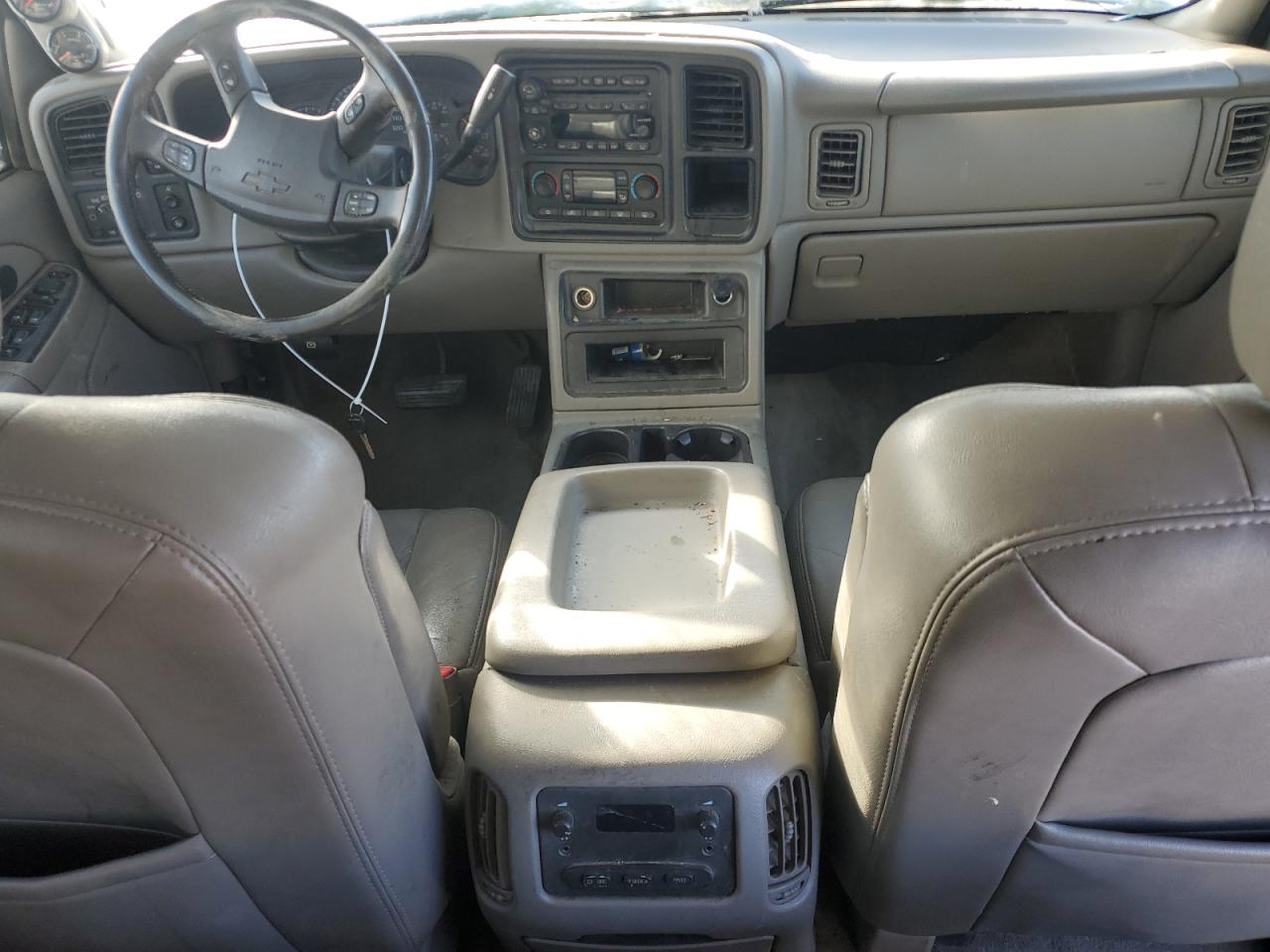 Chevrolet Silverado K1500 Image 3