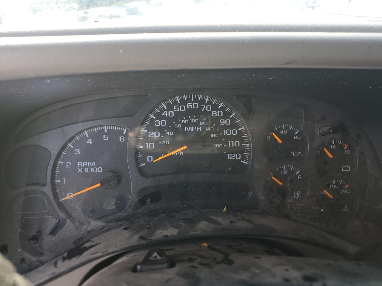 Chevrolet Silverado K1500 Image 6