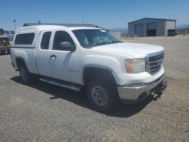 GMC Sierra K2500 Heavy Duty Image 4