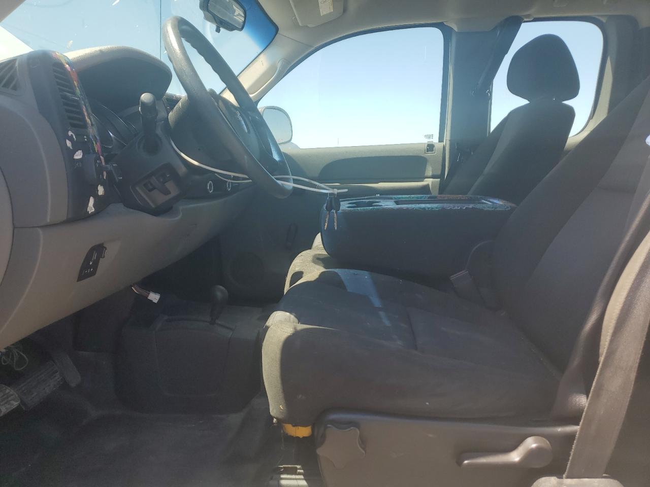 GMC Sierra K2500 Heavy Duty Image 7