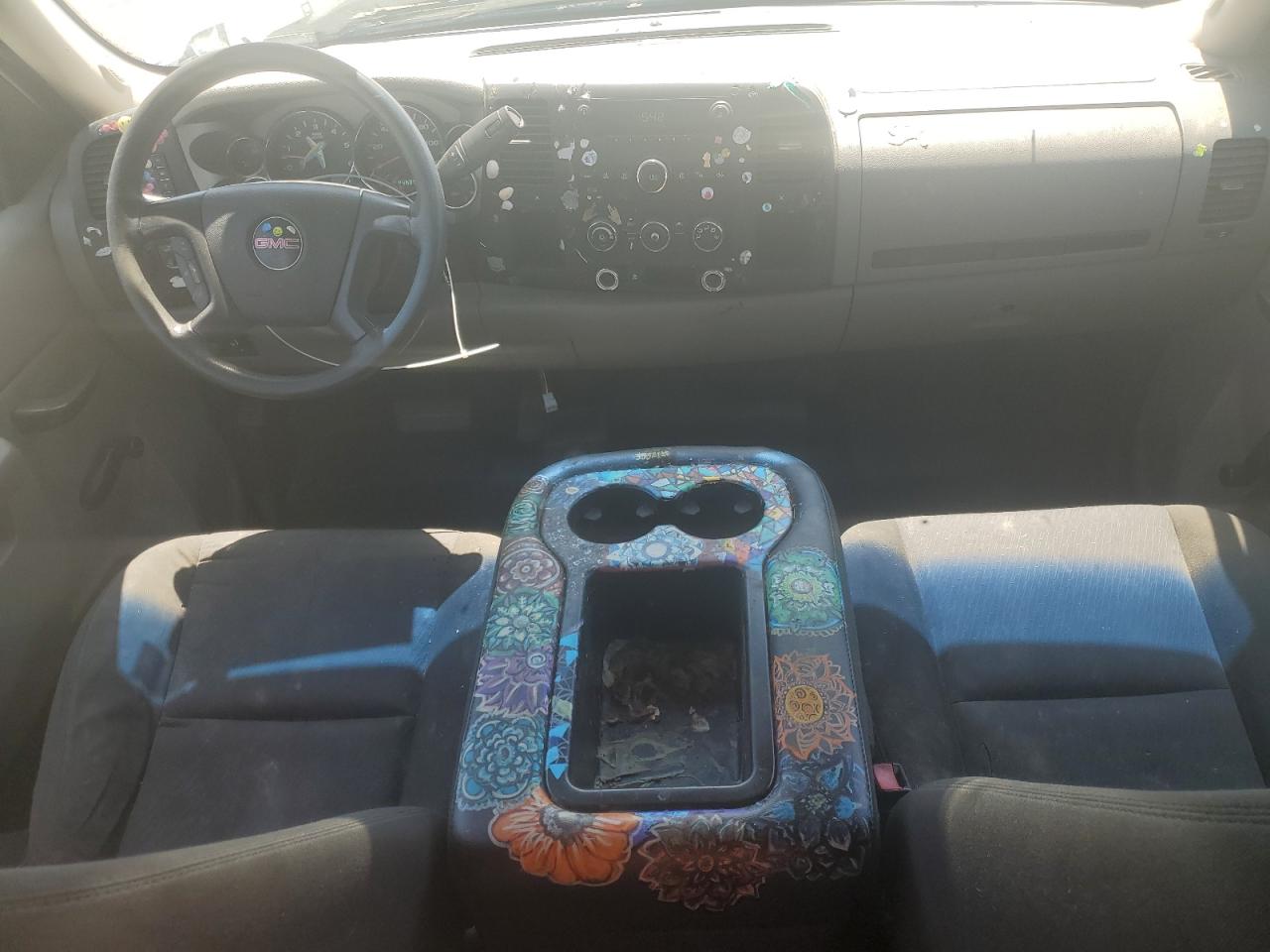 GMC Sierra K2500 Heavy Duty Image 12