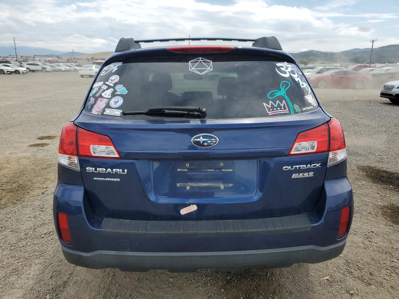 Subaru Outback 2.5i Premium Image 12