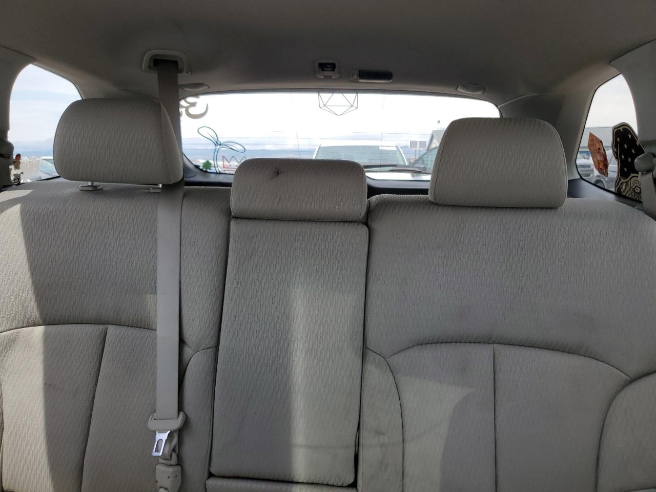 Subaru Outback 2.5i Premium Image 8