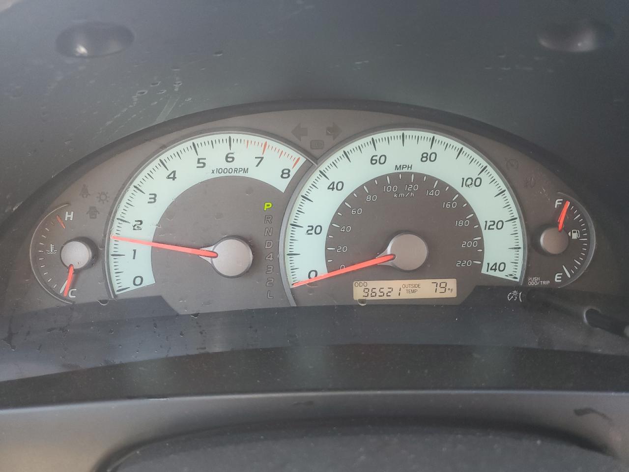 Toyota Camry Ce Image 4